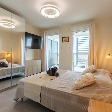 公寓 Marelys, By Pom, 3 Chambres, Grande Terrasse, Vue Sur L'etang De Thau 马瑟伊兰
